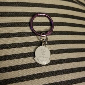 Younique | White Status Charm